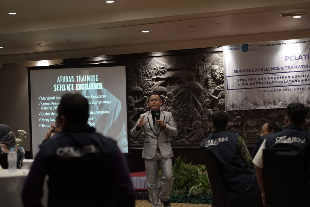 Motivator Service Excellence Karawang
