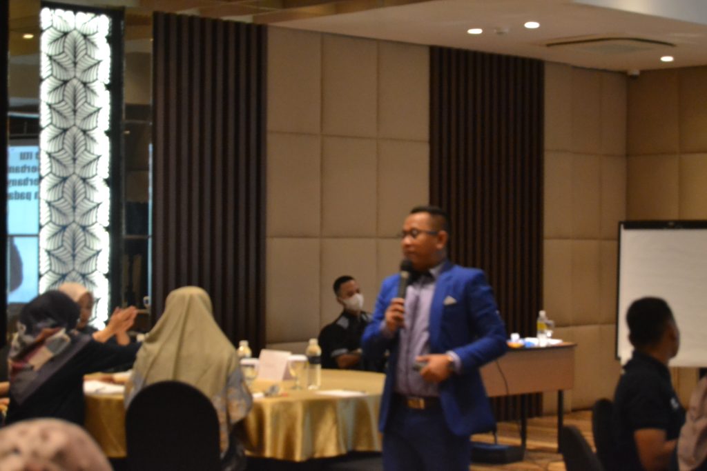 Jasa Trainer Sampang