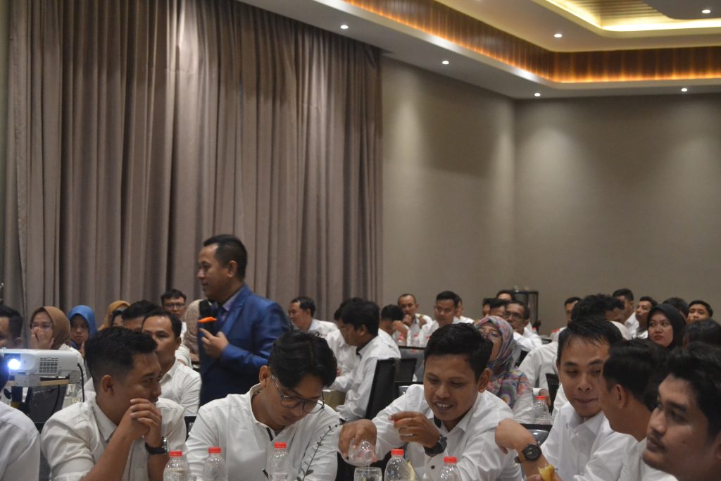 Strategi Memimpin Tim