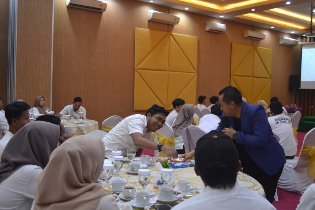 Strategi Menghindari Over Specialization
